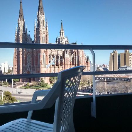 Departamento Plaza Moreno Con Balcon La Plata Exterior foto