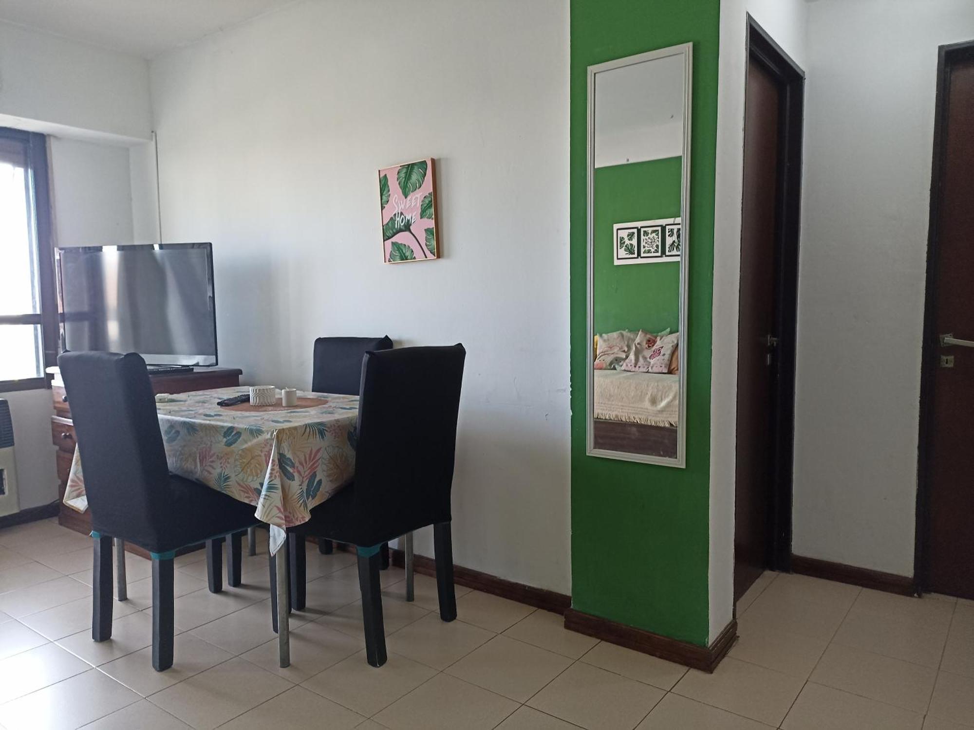 Departamento Plaza Moreno Con Balcon La Plata Exterior foto